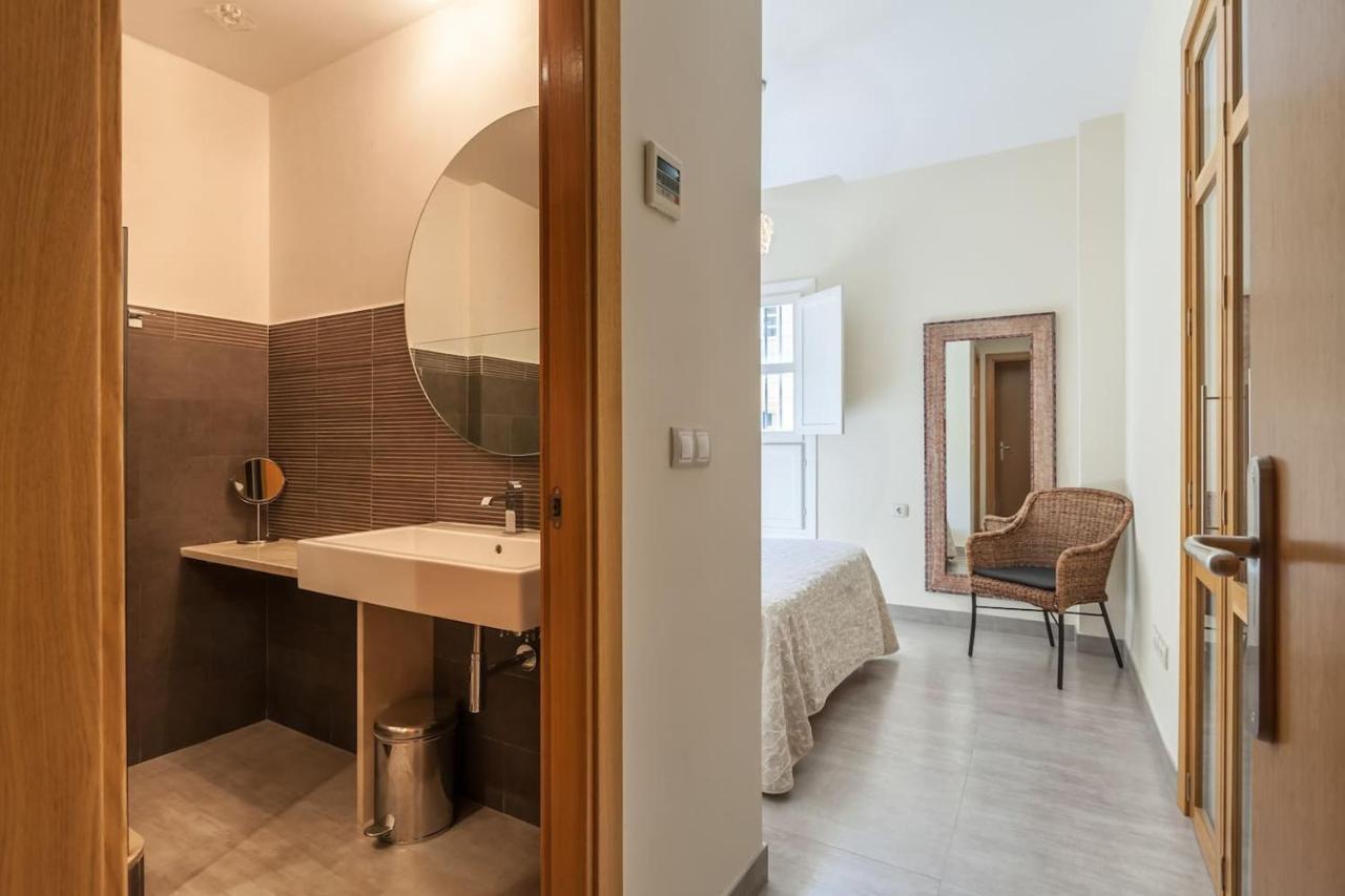 Apartamento Con Encanto En El Barrio De Santa Cruz Σεβίλλη Εξωτερικό φωτογραφία
